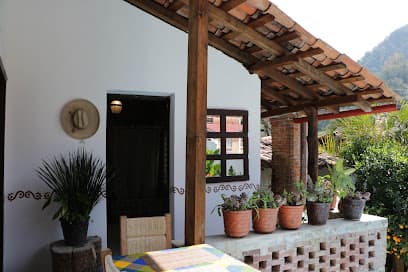 Hotel La Casona Breakfast and Wellness Center